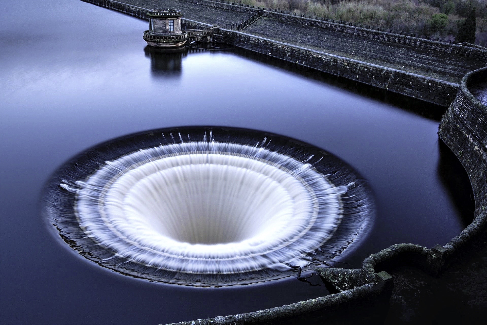 dam_water_intake
